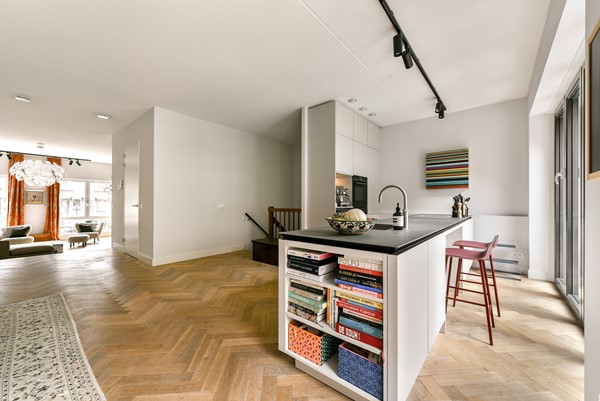 Medium property photo - Revaleiland 425, 1014 ZG Amsterdam